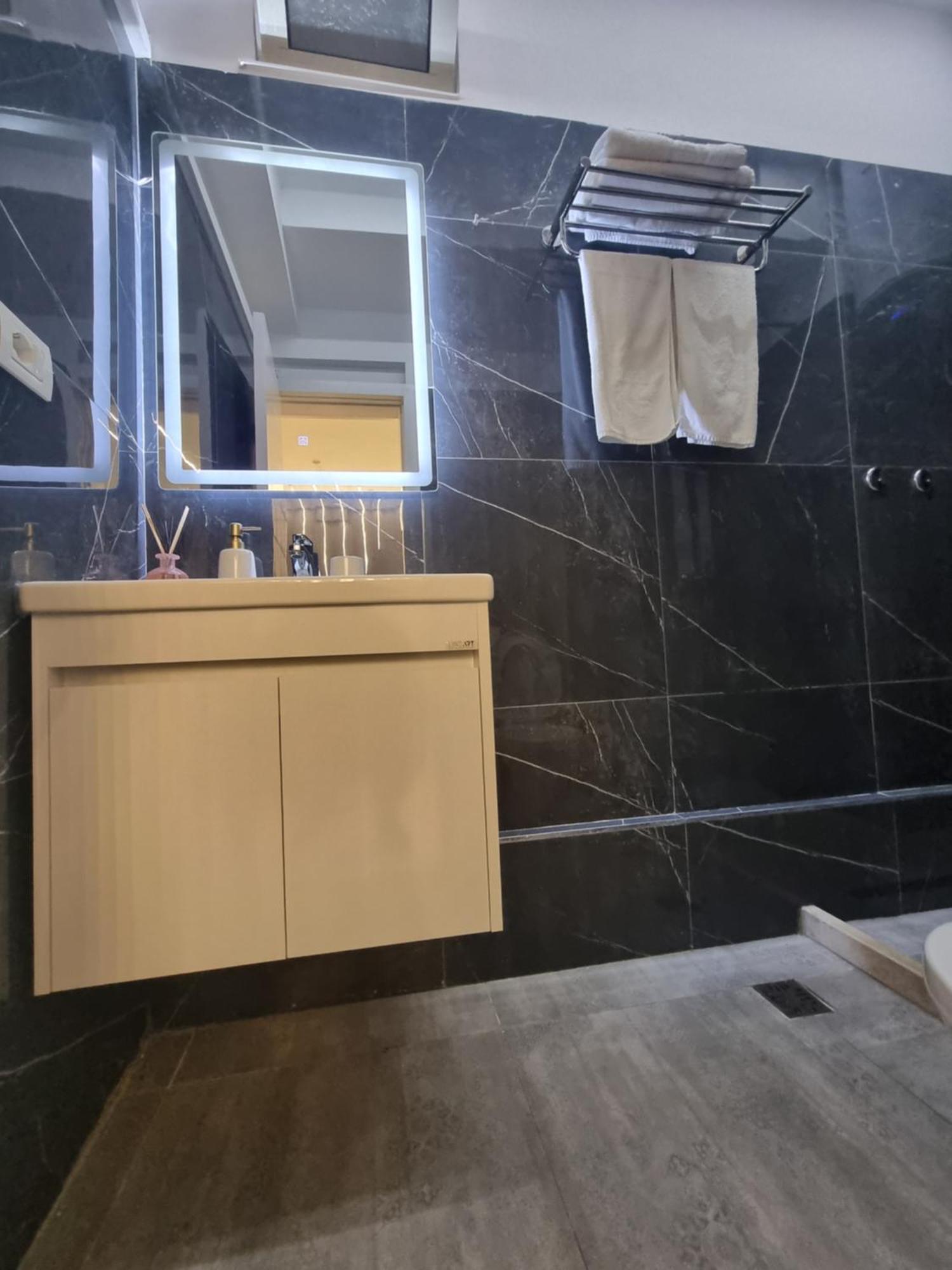 Mon Prive Apartment Τίρανα Εξωτερικό φωτογραφία